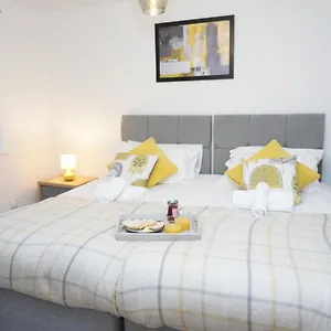 2bedrm-4guests-parking-nearstation , London United Kingdom